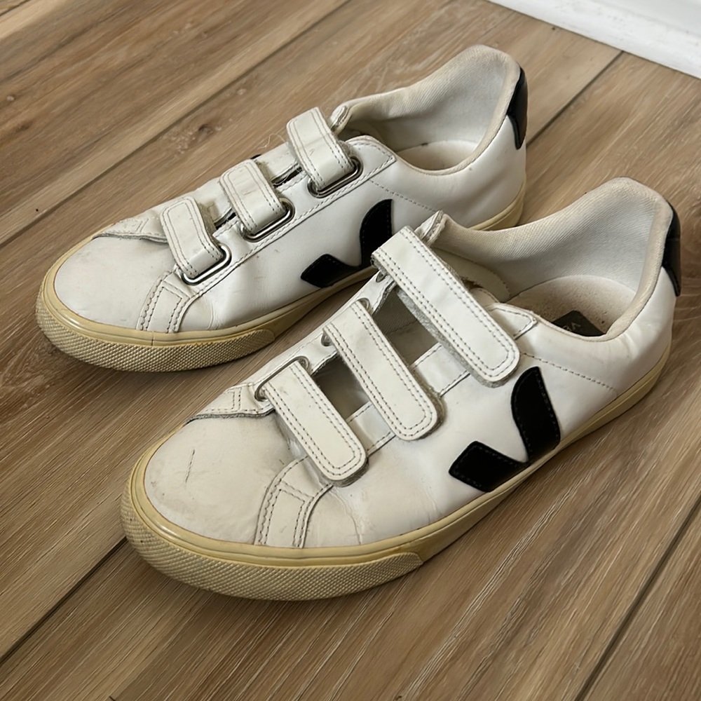 Veja shoes